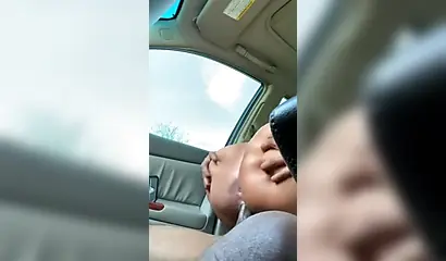 Banging a hot ebony with a nice booty in the car