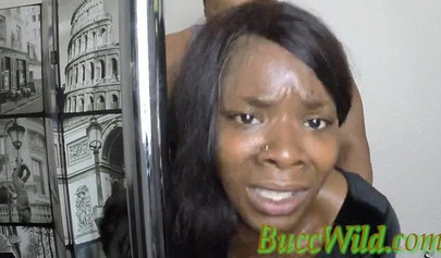 Ghetto hottie loses her anal virginity