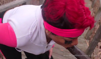 曲线优美的乌木卡利库什给了户外头和乱搞英国广播公司