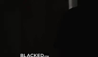 Ebony Ana Foxxx & busty Kendra Sunderland eat each other's asses