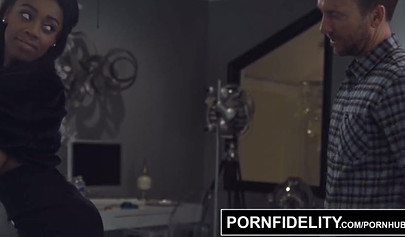 Busty ebony in fishnet pantyhose Brittney White gets her twat creampied