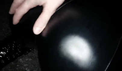 Ebony kitty Aaliyah Hadid takes it in her bum hole