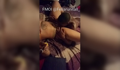 Ebony cums while getting her pussy eaten out