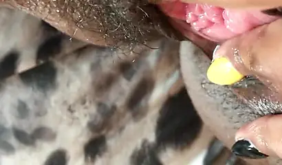 Black slut cums while masturbating up close