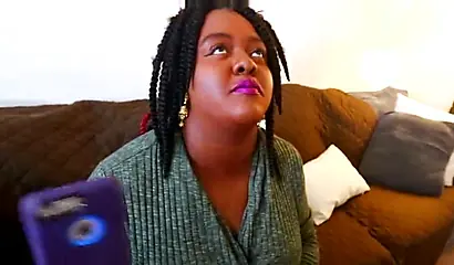 Bootylicious ebony MILF Jade Jordan enjoys rough doggy sex