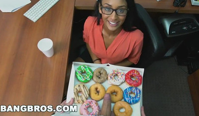 Sexy ebony secretary Arianna Knight gives head to her boss and gets fucked in POV