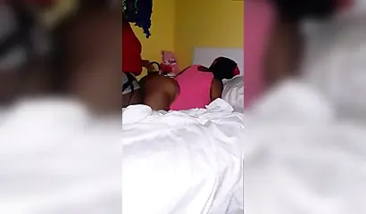 Ebony lesbians reach orgasms as the fuck on the bed