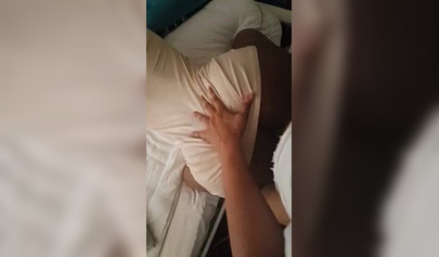 Lusty ebony enjoys quickie with a nice cumload