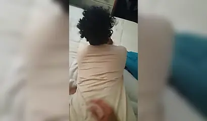 Lusty ebony enjoys quickie with a nice cumload