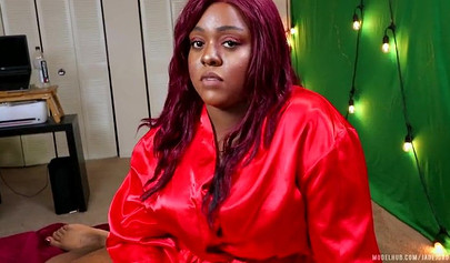 Black MILF with a huge booty Jade Jordan humps her nephew's BBC in POV