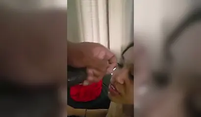 Amateur ebony babes in facial compilation