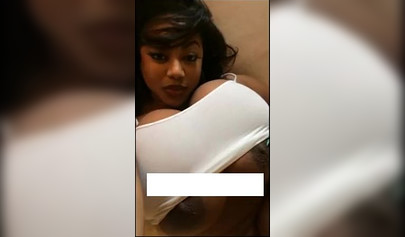 Ebony queen Phoenix reveals her amazing curves in a solo