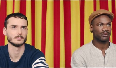 Un mec noir baise un couple caucasien dans un trio IR 