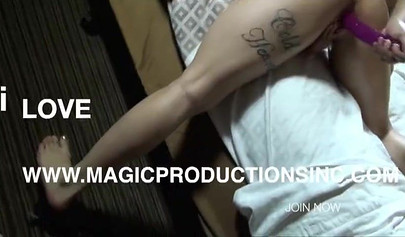 Kinky ebony lesbians fuck passionately