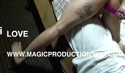 Kinky ebony lesbians fuck passionately