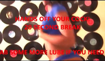 Sexy ebony strippers twerking challenge