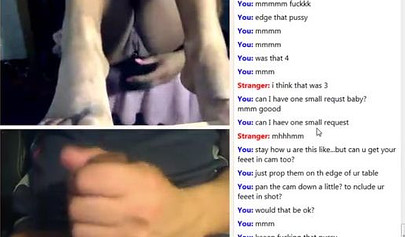 Horny Omegle ebony teen shows off her fucking skills