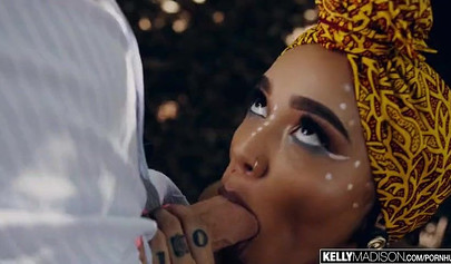 Exotic ebony Julie Kay takes a white boner up her booty