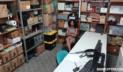 Ebony teen Nia Nixon gets punished and fucked for stealing