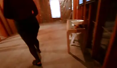 Chubby real estate agent Jade Jordan blows off and fucks a client