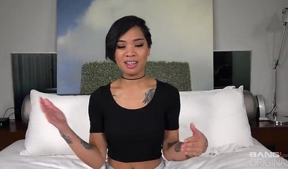 Sultry ebony teen Honey Gold sucks and bangs white meat pole