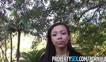 Ebony real estate agent Adriana Maya gets boned by a client
