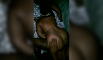 आबनूस वेश्याएं आंखों पर पट्टी और अंधेरे में गड़बड़ हो 