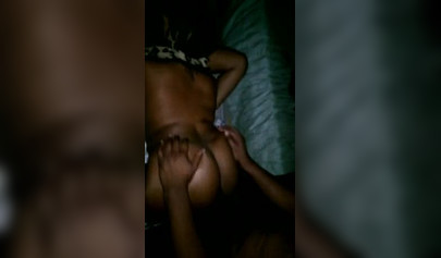 आबनूस वेश्याएं आंखों पर पट्टी और अंधेरे में गड़बड़ हो 