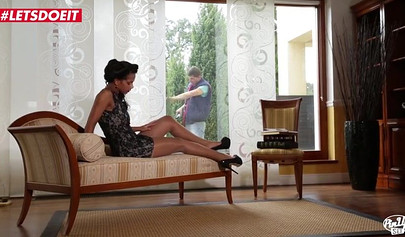 Glamorous ebony wife Isabella Chrystin gets pounded on the sofa