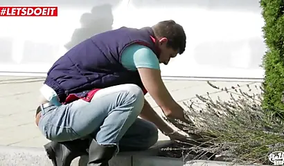 Glamorous ebony wife Isabella Chrystin gets pounded on the sofa