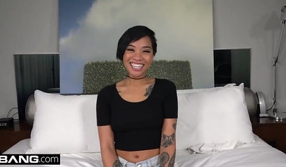 Inked ebony Honey Gold masturbates & fucks a throbbing dick