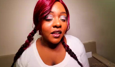 Fat cheerleader Jade Jordan gives a rimjob before getting creampied