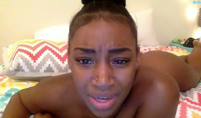 Sexy ebony Camsoda model strips & massages her pussy