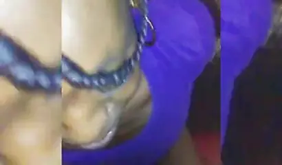 Afro-American nympho blowing a massive meat pole