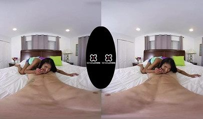 Busty ebony Nia Nacci fucks in her first VR experience