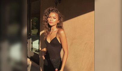 Stunning models pose in their hot outfits (jerk off compilation)