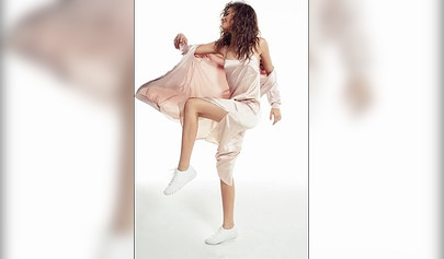 Stunning models pose in their hot outfits (jerk off compilation)