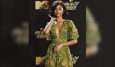 Stunning models pose in their hot outfits (jerk off compilation)