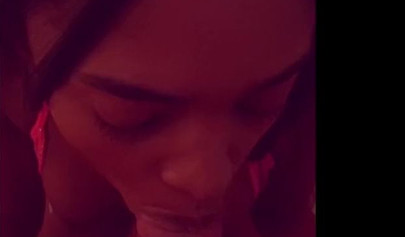 Sexy ebony stripper Luna Corazon gives an epic blowjob