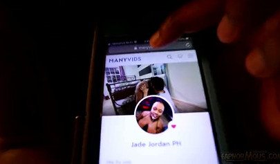 Beautiful ebony fatty Jade Jordan masturbates to orgasm