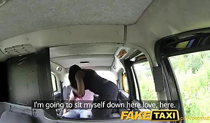 Innocent ebony seduces and fucks a cab driver