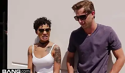 Sexy ebony biker Honey Gold gets nailed on the desk