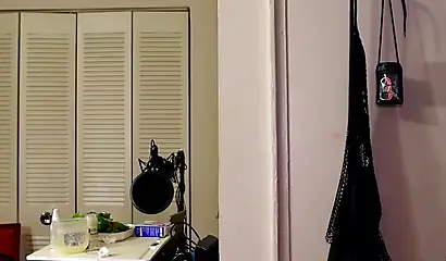 Big assed ebony MILF Jade Jordan gets dicked by her stepson