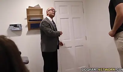 Pregnant ebony Kayla Ivy gets screwed in a hospital threesome