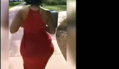 Sexy Instagram models shake their monster asses