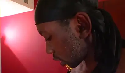 Ebony sluts Charlie Mac & Lola Marie get destroyed in a 3some