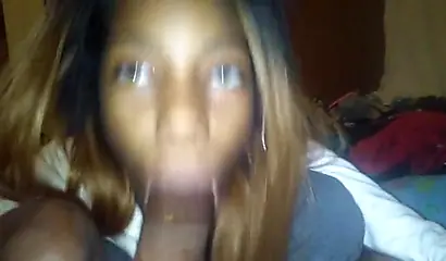 Teen ebony slut feeds herself with a dark meat pole