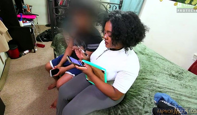 Lusty ebony fatty Jade Jordan rims her lover before getting creampied