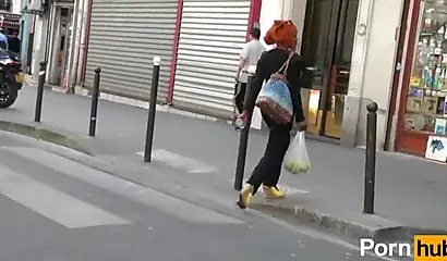 Ebony slut gets picked up and fucked by a white strange