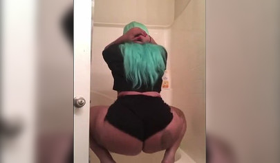 Ghetto ebony babe in her hot Instagram twerk compilation